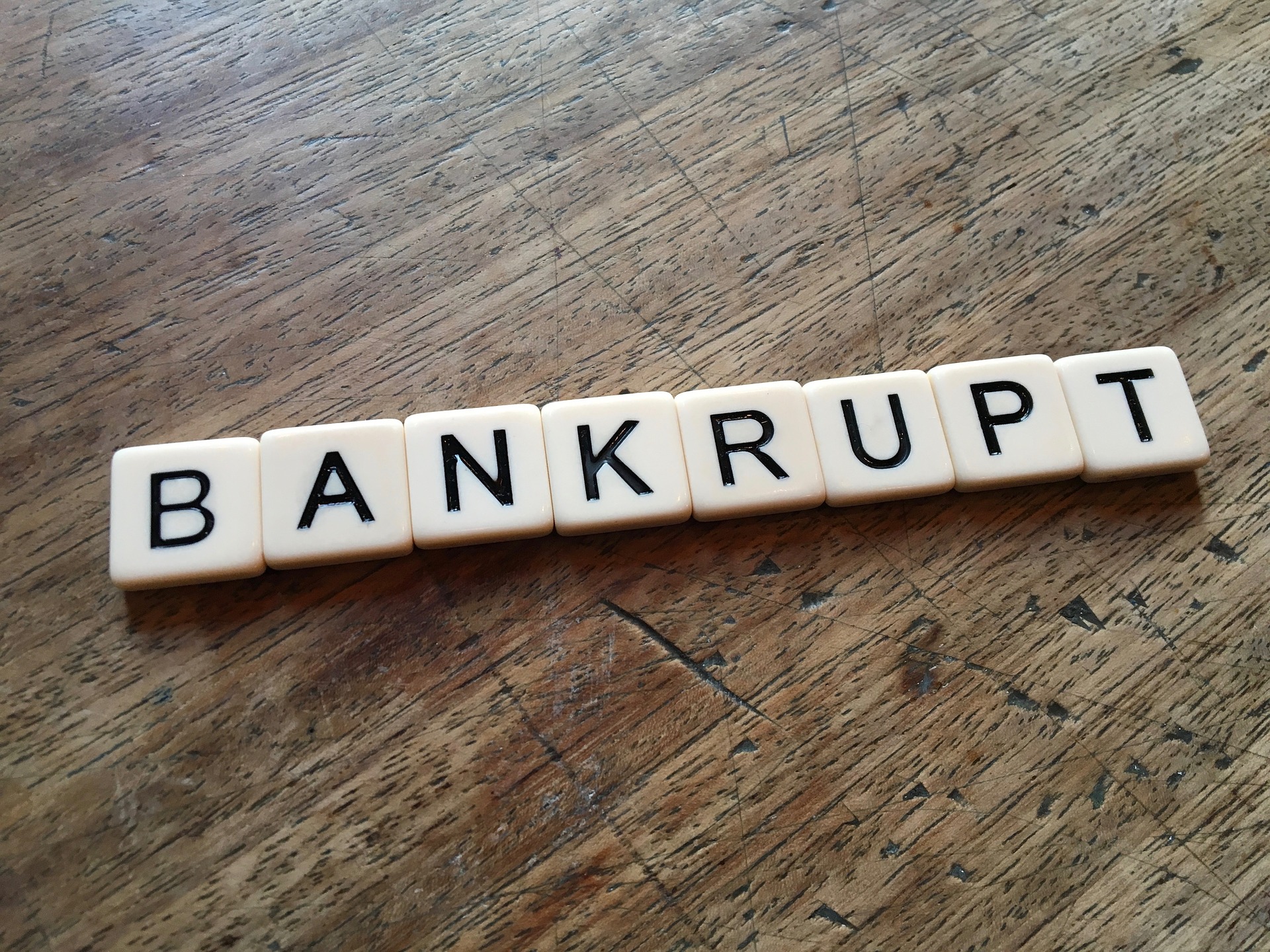 lending money to a bankrupt business